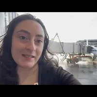 EnglishSponge B1 Videos, At the Airport - Where Am I Going? – Tekst om te lezen