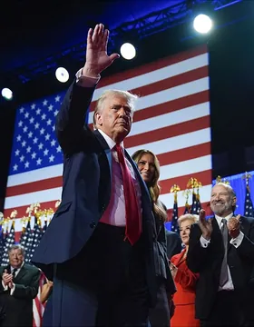 Learn languages through real news content